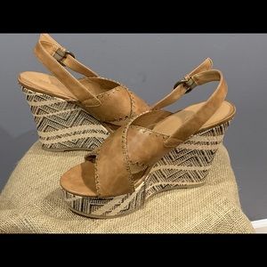 3 1/2 inch wedge heel beige sandals